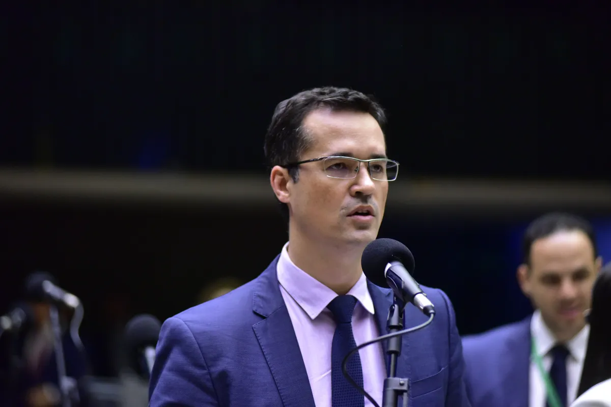 TSE adia julgamento sobre candidatura de Deltan Dallagnol ao Senado